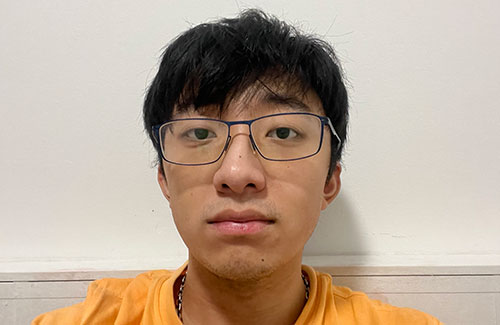 Zhi Li