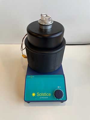 Temperature-controlled batch photoreactor Solstice - Uniqsis