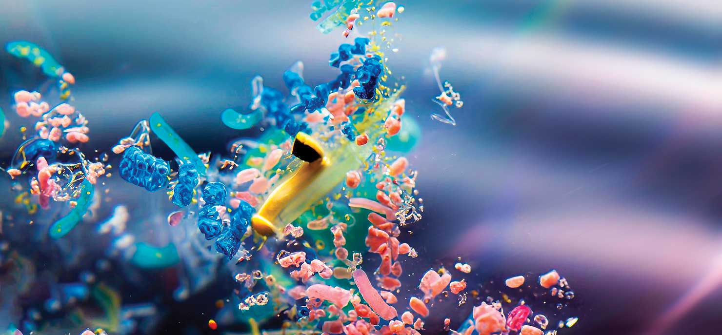 macro image microplastics in ocean