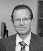 Andy Walker headshot