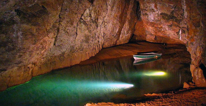 Chislehurst Caves - Chalk - Lime - Flint and More