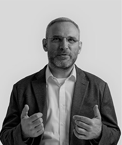 Darren Smyth Black and white headshot
