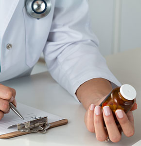/-/media/images/news/2020/11/doctorwritingprescriptionantibioticslanding.ashx?h=300&w=290&hash=21343A81B1A1C313484C7876ECAE84A6E37E3094