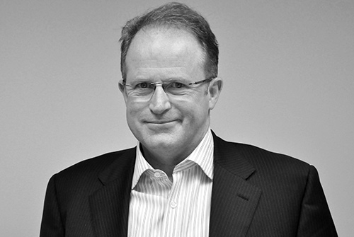 Headshot of Ian Shott