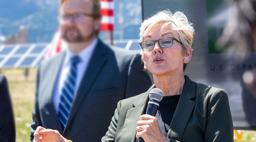 May 25, 2022 - The Honorable Secretary of Energy Jennifer Granholm announces the launch of the Net Zero Labs program in which the Department of Energy’s four pilot labs will research our nation’s net-zero energy goals, during her visit to the Flatirons Campus of the National Renewable Energy Laboratory (NREL). (Photo by Werner Slocum / NREL)