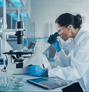 /-/media/images/news/2025/9/science-research-lab_listing.ashx?h=300&w=290&hash=F1C0C2E01D9B6EA2816319679A90D9DB