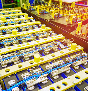 /-/media/images/news/2026/5/evbattery-production_listing.ashx?h=300&w=290&hash=5EEBE5A2E9E7DD9E4D7B6AF263D4B4FE