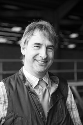 Dr Alastair Leake