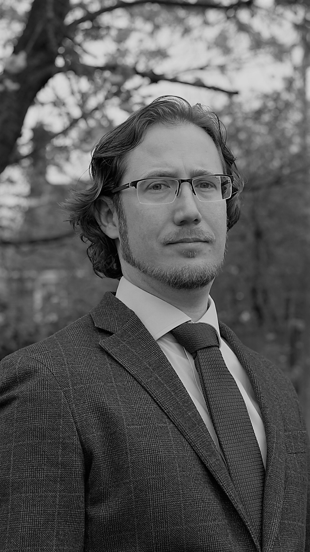 Dr Simon Hackett