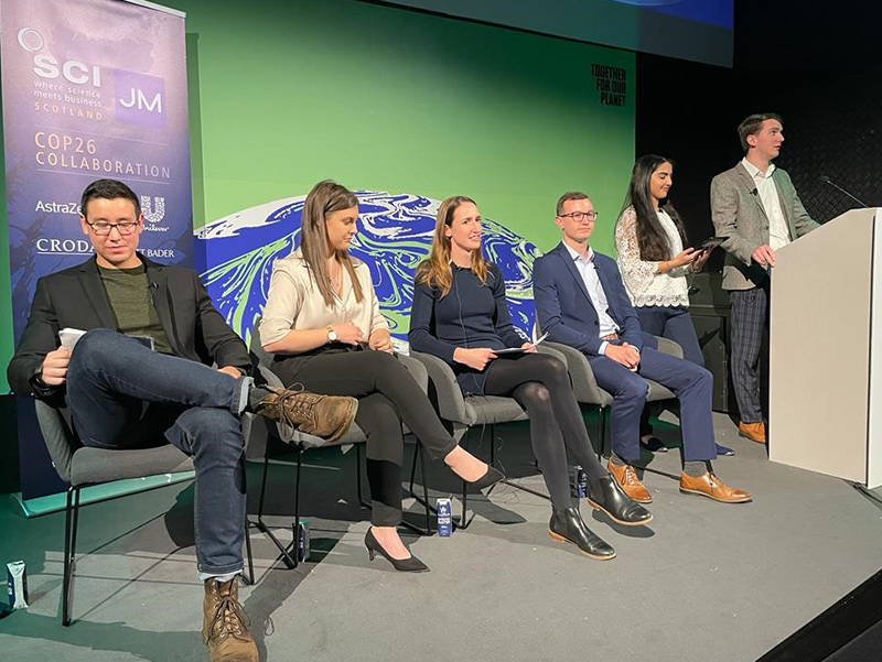 SCIblog - 5 November 2021 - COP 26: Young scientists combat climate change with chemistry - Caption 1 image of the panel