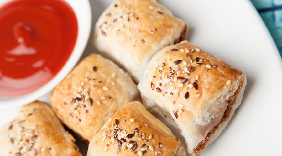 SCIblog - 10 August 2021 - No meat two veg - image of vegan sausage rolls