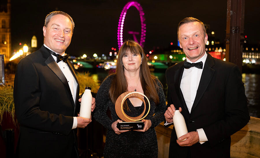 SCIBlog - 19 July 2023 - image of innovation award winners with trophy